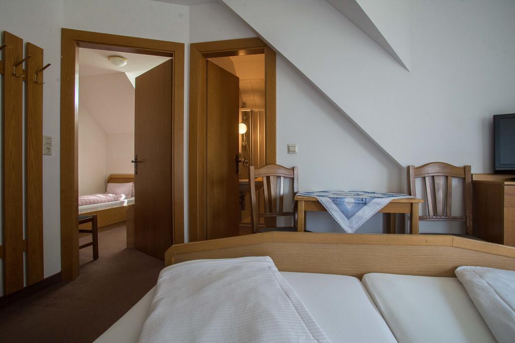 Hotel Pension Seebichlhof à Kraig Extérieur photo