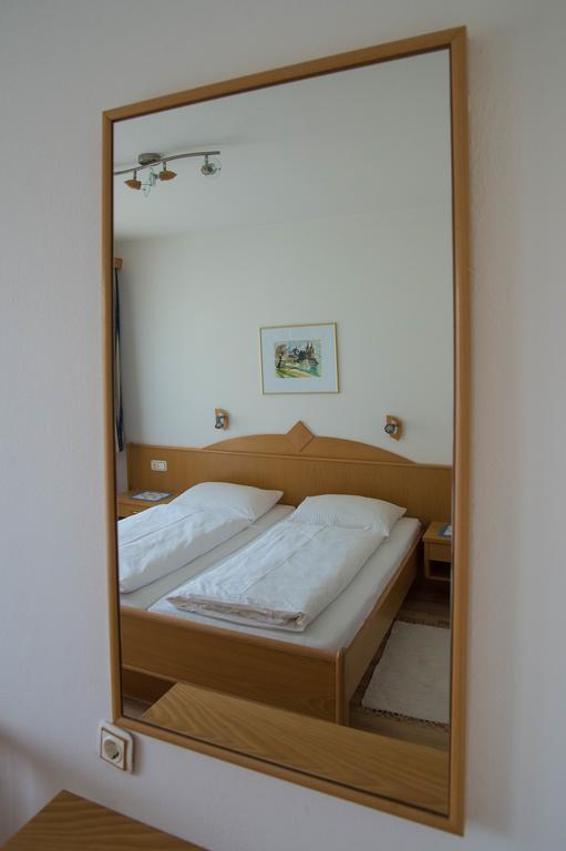 Hotel Pension Seebichlhof à Kraig Extérieur photo